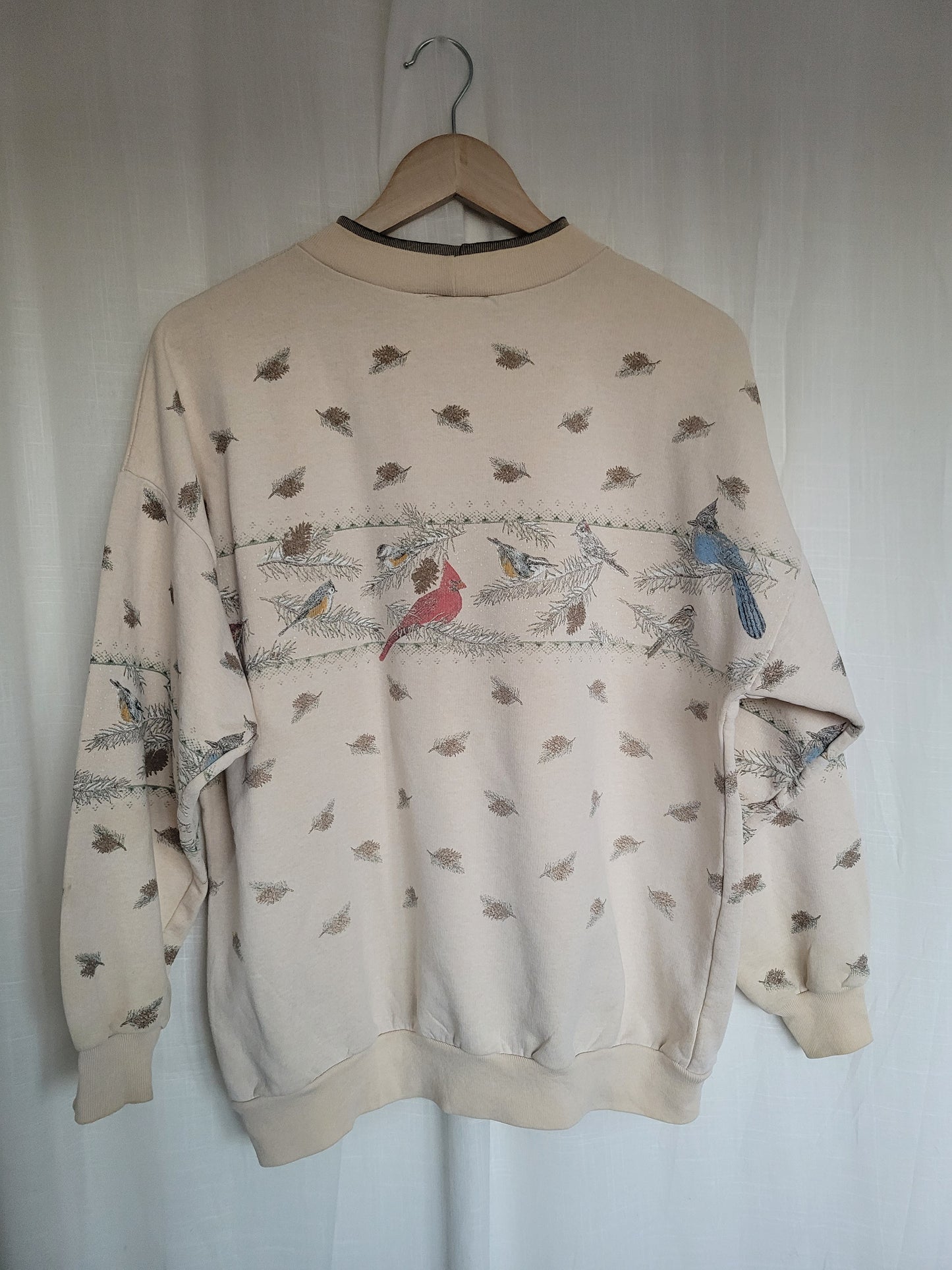 ✨ Snowy Twig Chorus - vintage light yellow crewneck sweater with birds on branches - size L