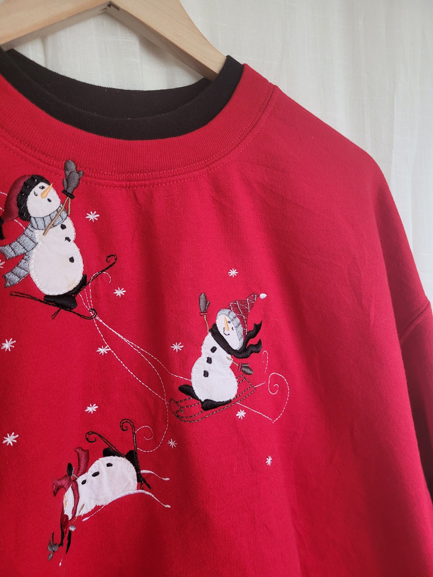 🎿 Slopeside Snowday - vintage crewneck sweater with skying snowmen - size XXL/XXXL