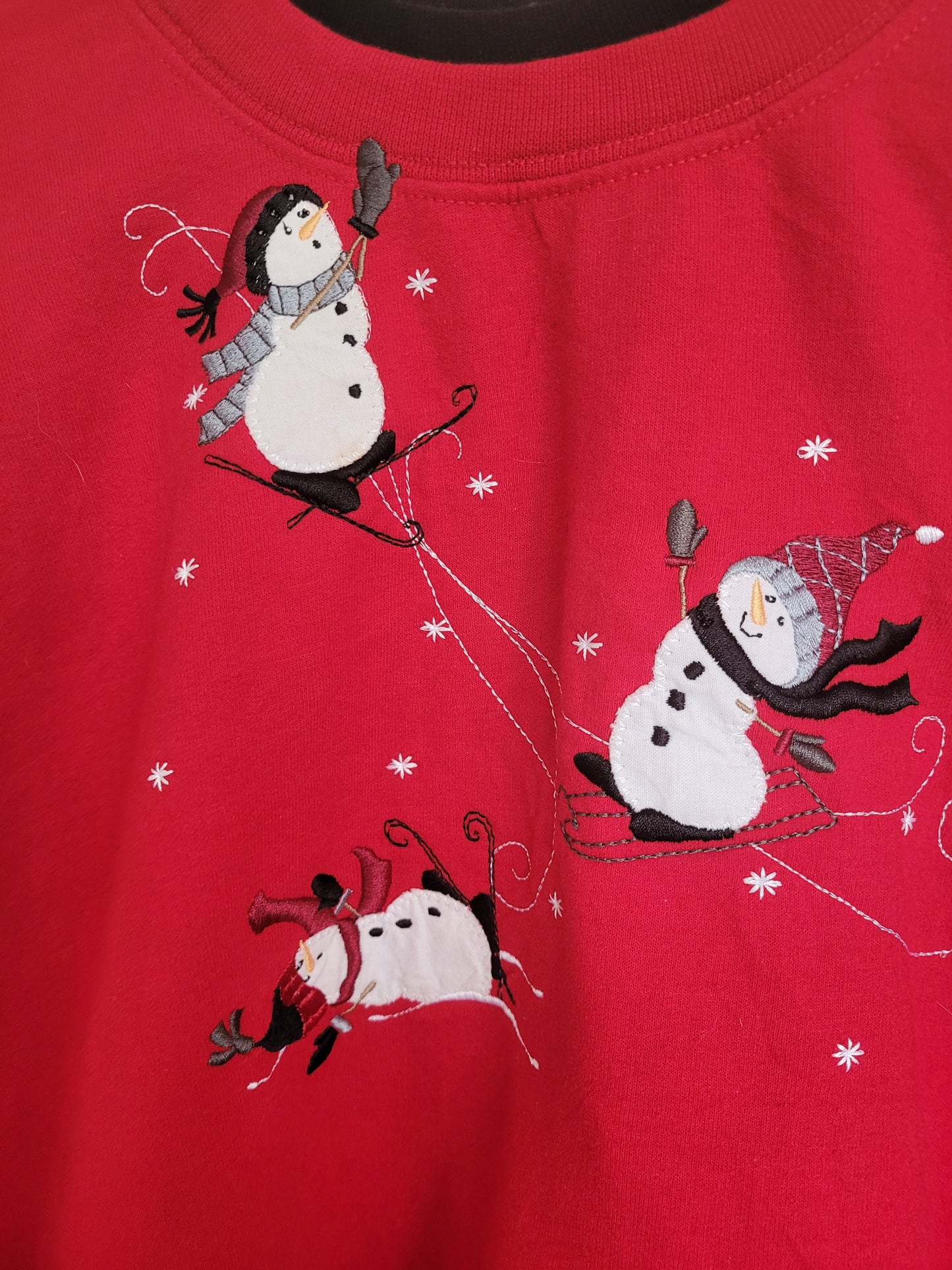 🎿 Slopeside Snowday - vintage crewneck sweater with skying snowmen - size XXL/XXXL
