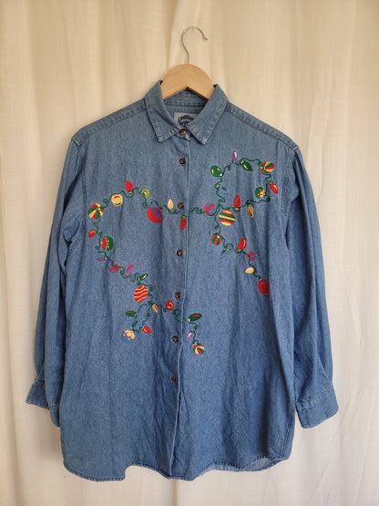 🎄 Festive Glow - vintage denim shirt with embroidered Christmas lights - size L