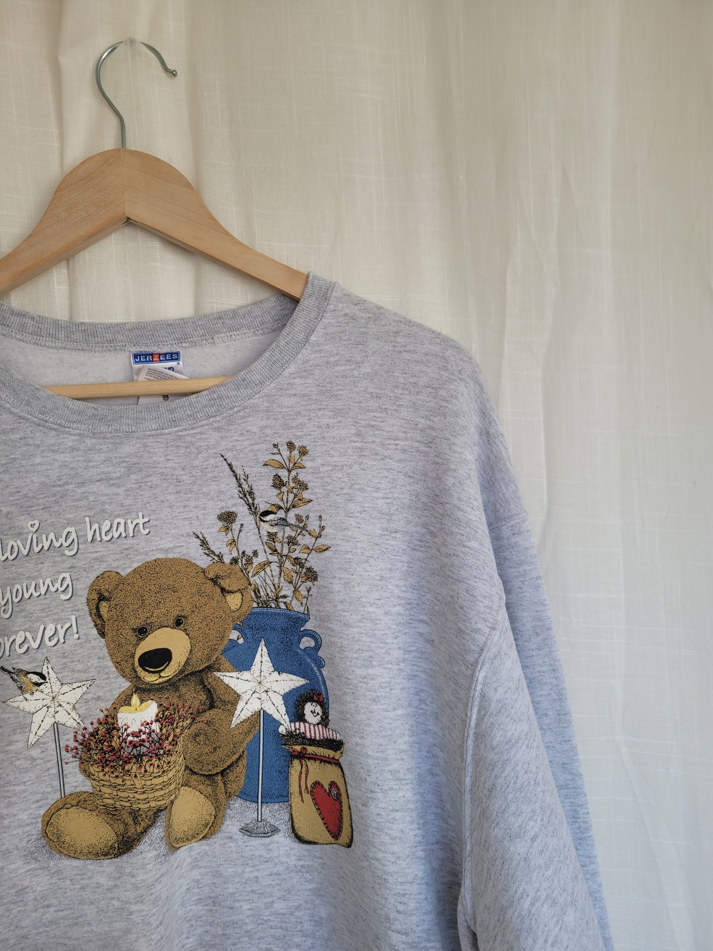 🧸 A Teddy’s Christmas Wish - vintage crewneck sweater with cute print - size L