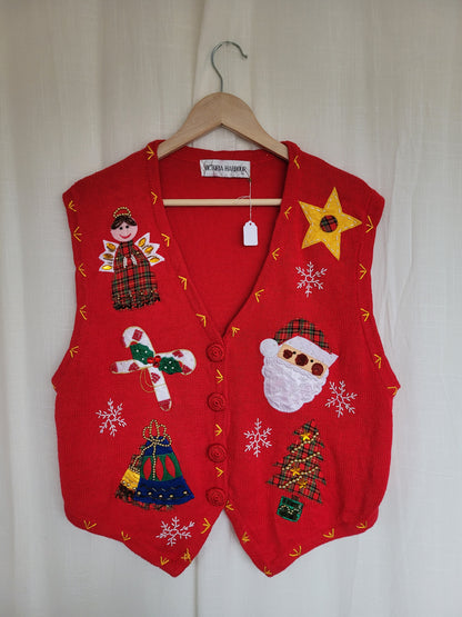 🎅 Sparkle & Santa Cheer - vintage knitted vest with beaded Christmas images - size M/L
