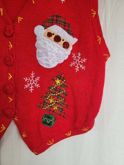 🎅 Sparkle & Santa Cheer - vintage knitted vest with beaded Christmas images - size M/L