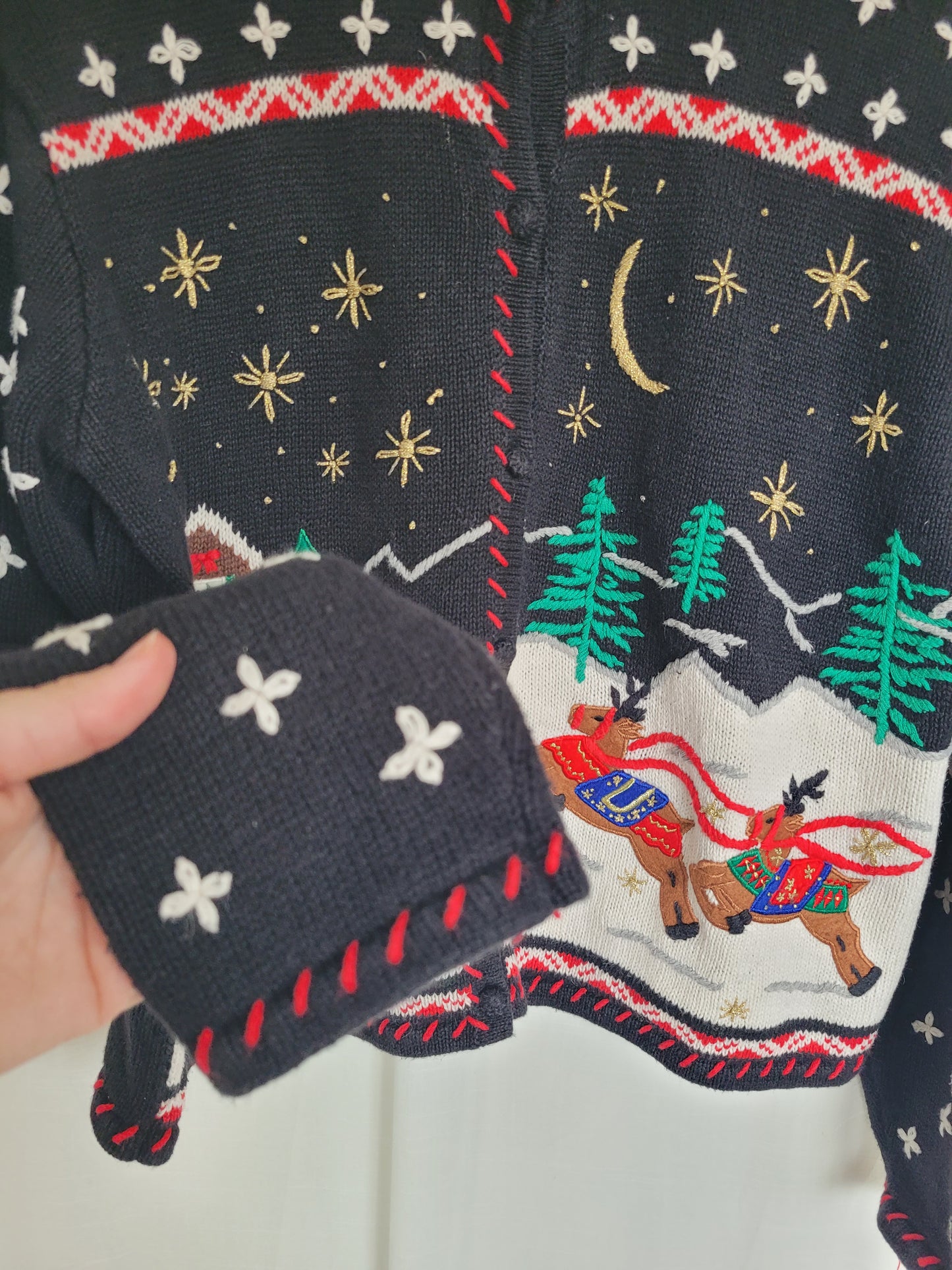 ✨ Starlit Sleigh Ride - vintage knitted cardigan with reindeer - size L