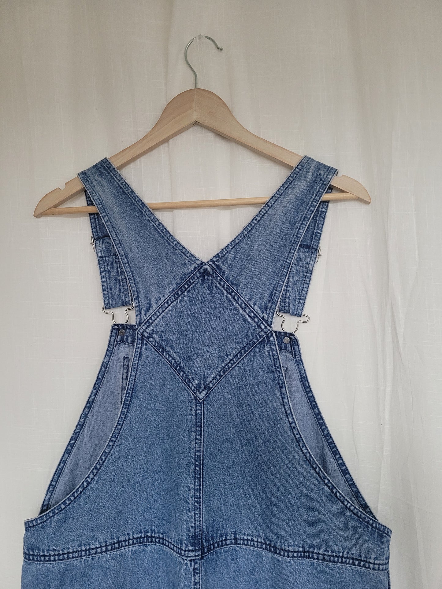 🌲 Winter Woodland - vintage denim dungarees with cozy winter image - size L
