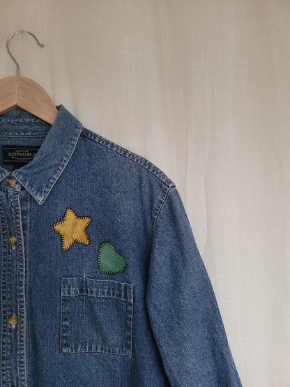 🎀 Sugar & Stitch - vintage denim button up shirt with Christmas theme - size L