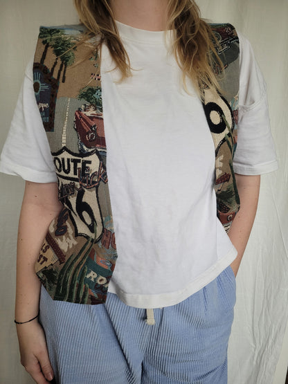 🇺🇸 American Postcard - vintage tapestry vest with American details - size L