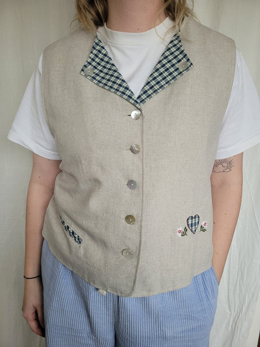 💙 Alpine Heart - vintage Tiroler vest with cute details - size L