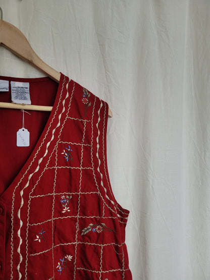 🌸 Burgundy Blossom - vintage gilet with embroidered details - size XL