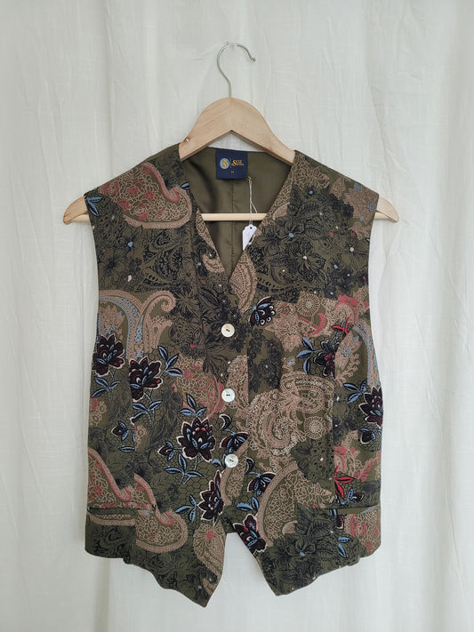 💚 The Velvet Meadow - vintage vest with paisley and flower patterns - size M