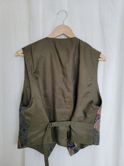 💚 The Velvet Meadow - vintage vest with paisley and flower patterns - size M