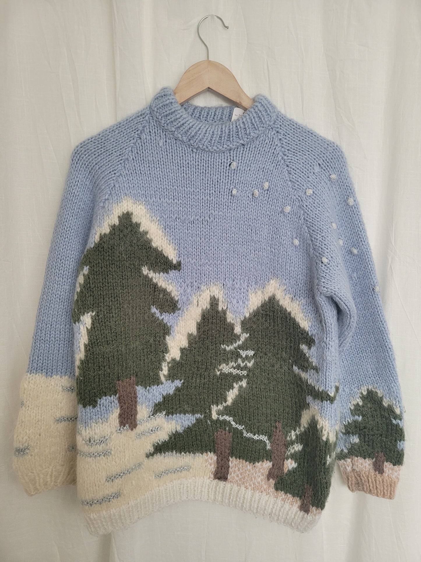 🌲 Snowy Pine Dreams - vintage handknitted sweater with snowy pinetrees - size S/M