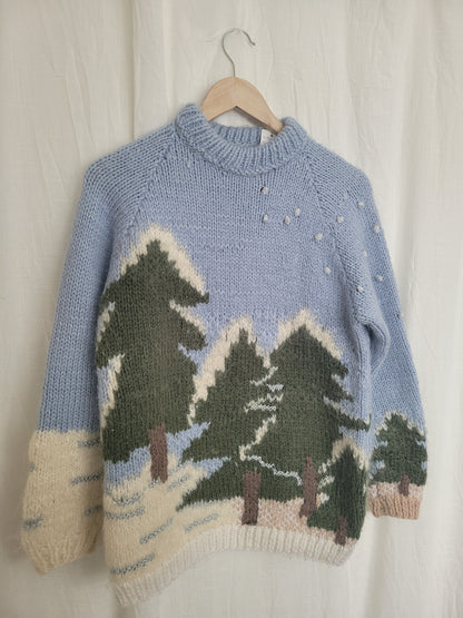 🌲 Snowy Pine Dreams - vintage handknitted sweater with snowy pinetrees - size S/M