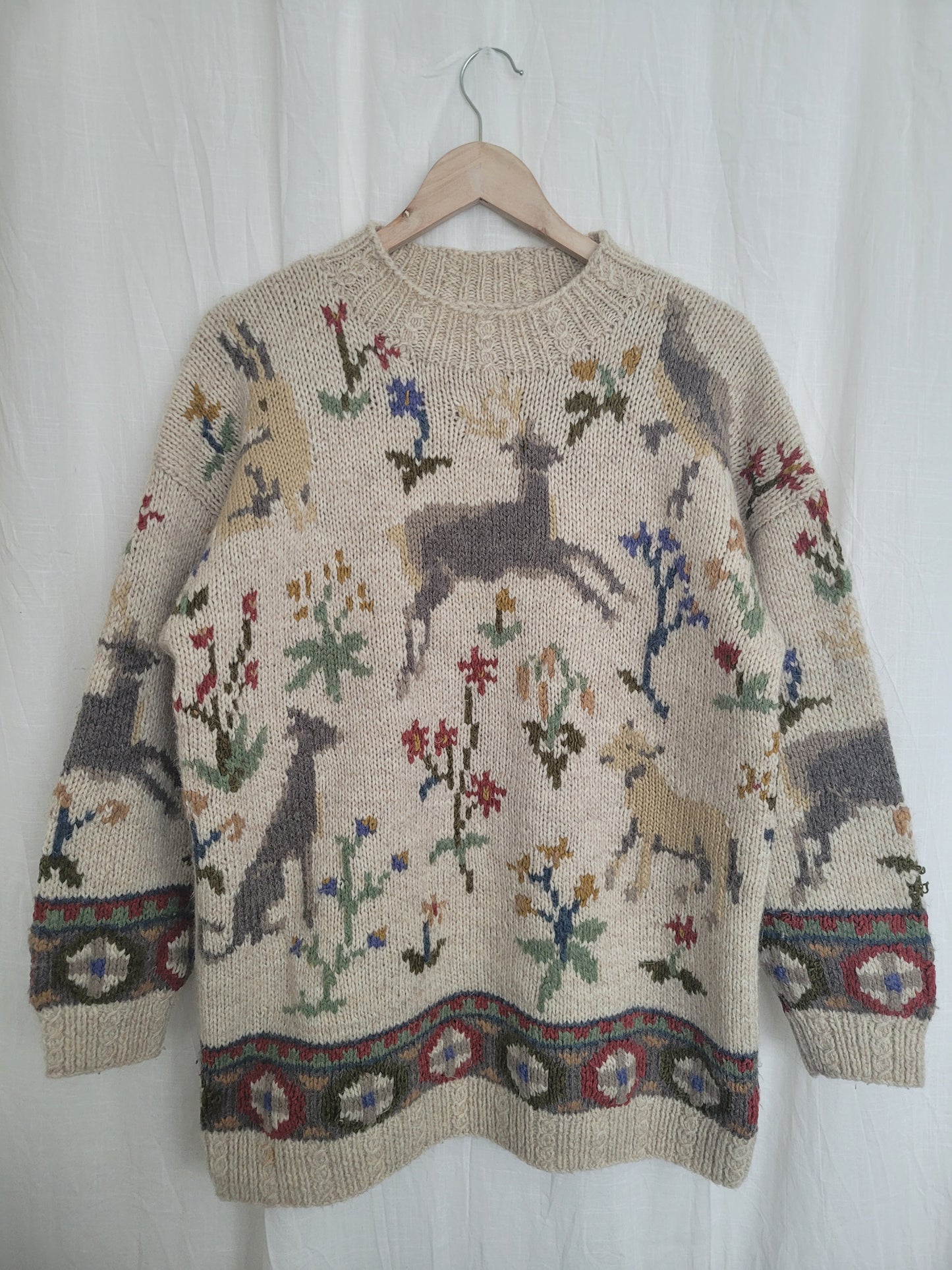 🏔️ Alpine Daydream - vintage knitted sweater with Alpine animal and plant design - size L/XL