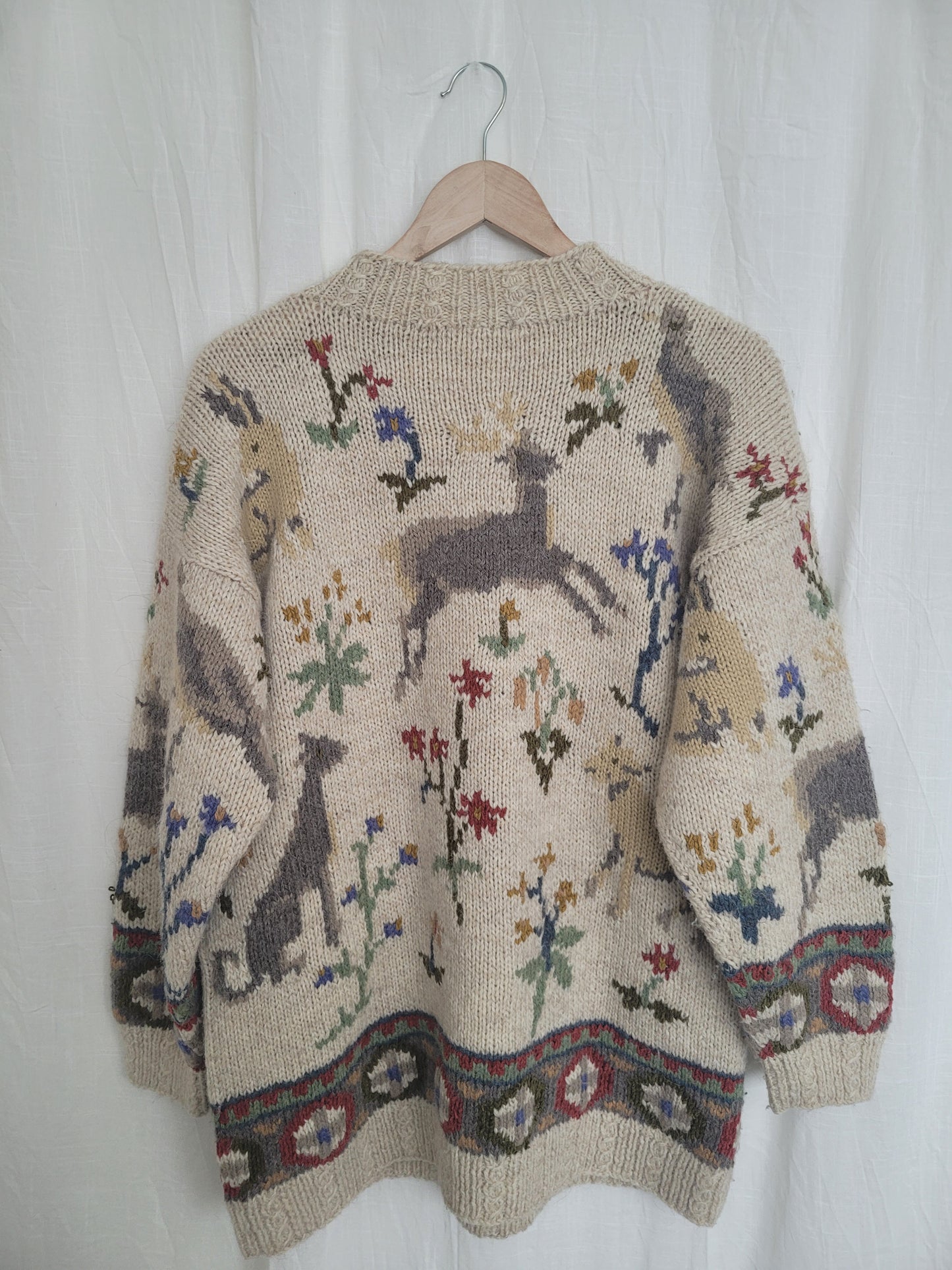 🏔️ Alpine Daydream - vintage knitted sweater with Alpine animal and plant design - size L/XL