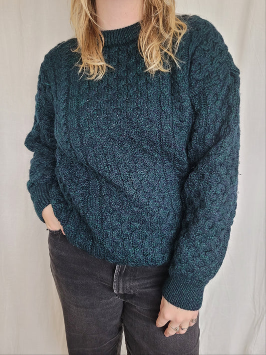 ✨ Ocean Breeze - vintage cable knitted Aran sweater - size M