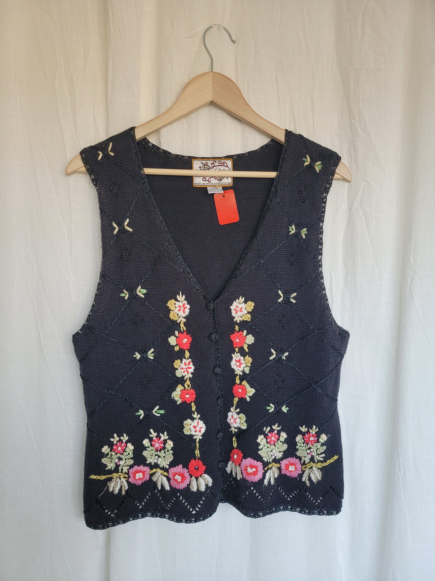 🖤 Midnight Bloom - vintage spencer vest with embroidered flowers - size M/L