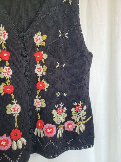 🖤 Midnight Bloom - vintage spencer vest with embroidered flowers - size M/L