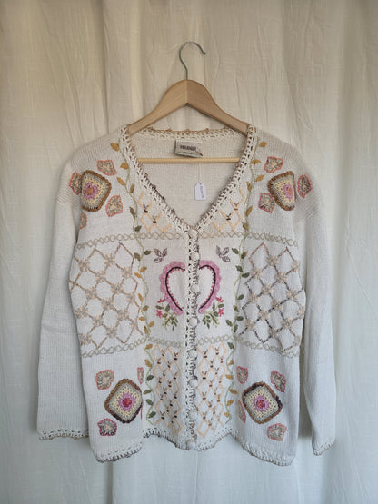 🤍 Soft Romance - vintage cardigan with embroidered details - size M/L