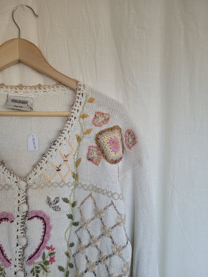 🤍 Soft Romance - vintage cardigan with embroidered details - size M/L