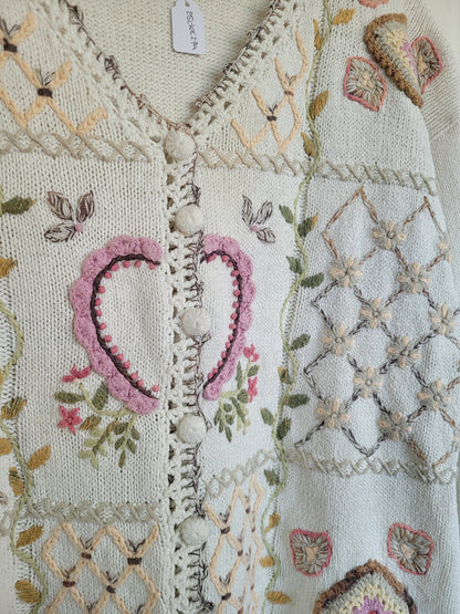 🤍 Soft Romance - vintage cardigan with embroidered details - size M/L