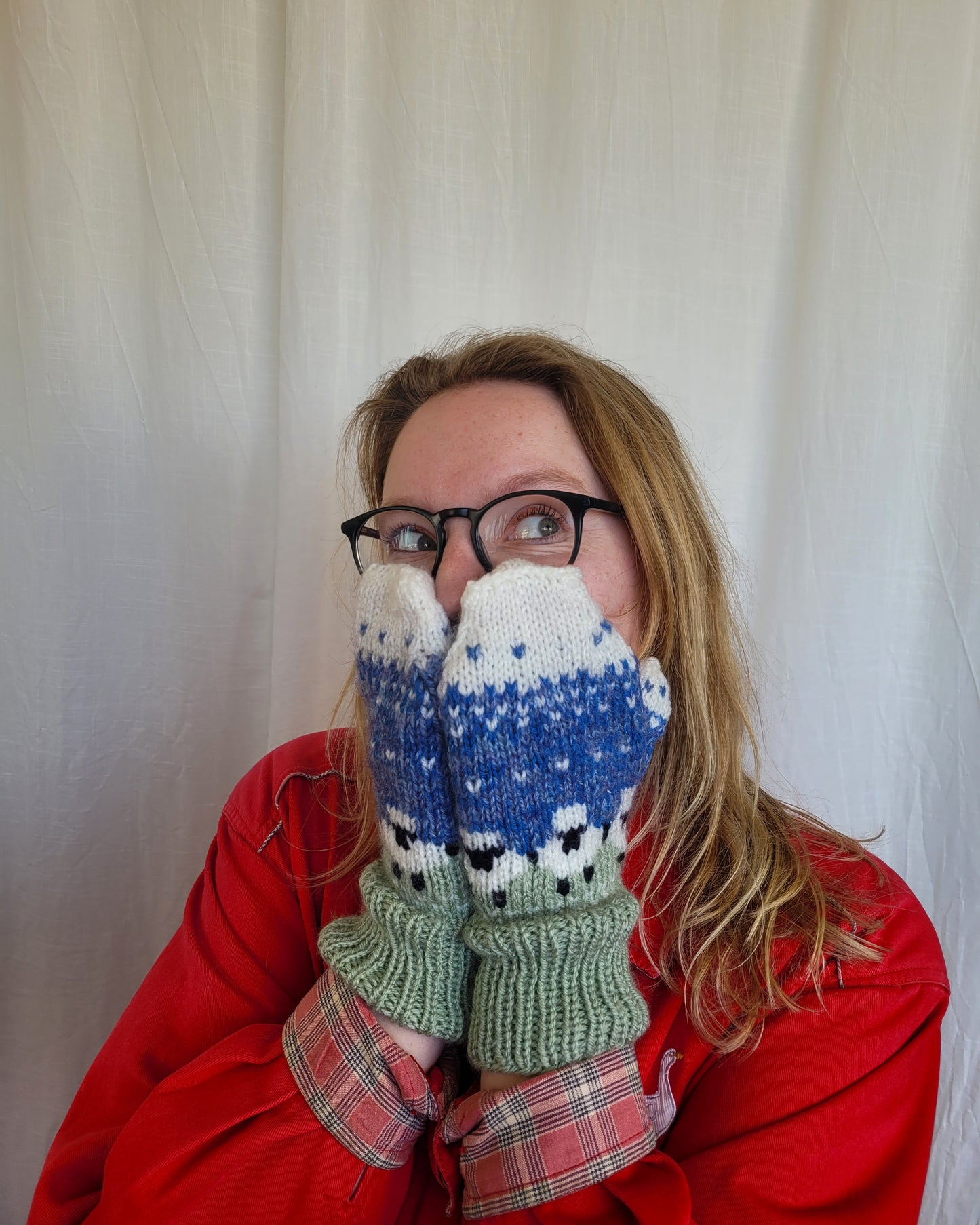 ✨ Little Flock Warmers - vintage handknitted mittens