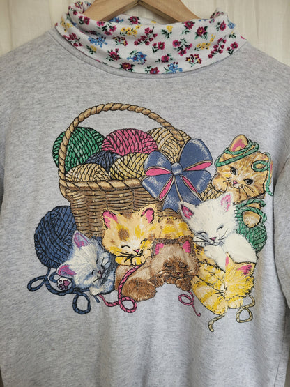 🐾 Soft Paws - vintage crewneck sweater with turtleneck and cat image - size S/M