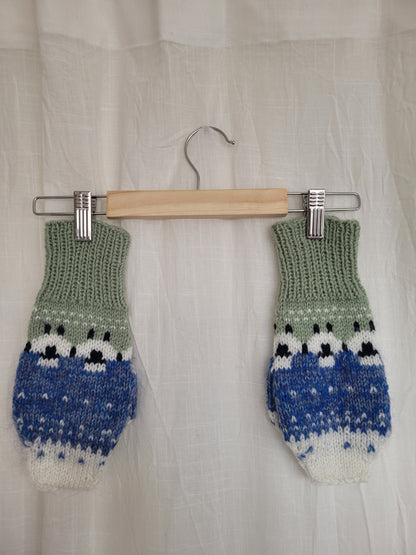 ✨ Little Flock Warmers - vintage handknitted mittens