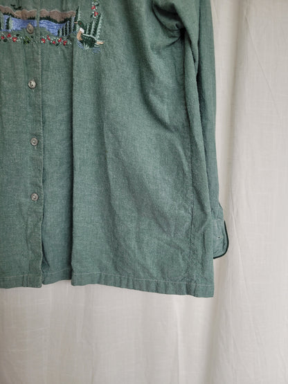 💚 Whispering Waters - vintage blouse with embroidered ducks and lake - size M