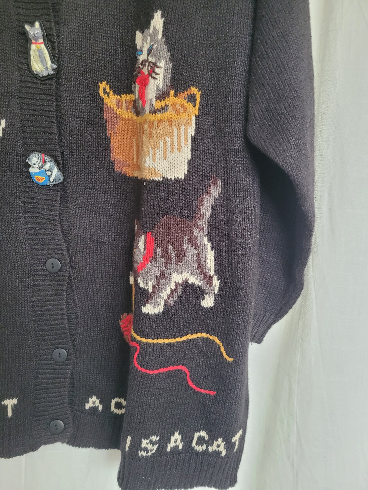 🔔 Purr & Jingle - vintage cardigan with cat images and buttons - size XL/XXL