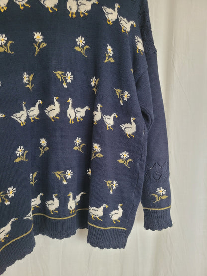 🪿 Meadow at Dusk - vintage knitted sweater with geese and flower patterns - size L/XL