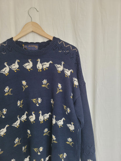 🪿 Meadow at Dusk - vintage knitted sweater with geese and flower patterns - size L/XL