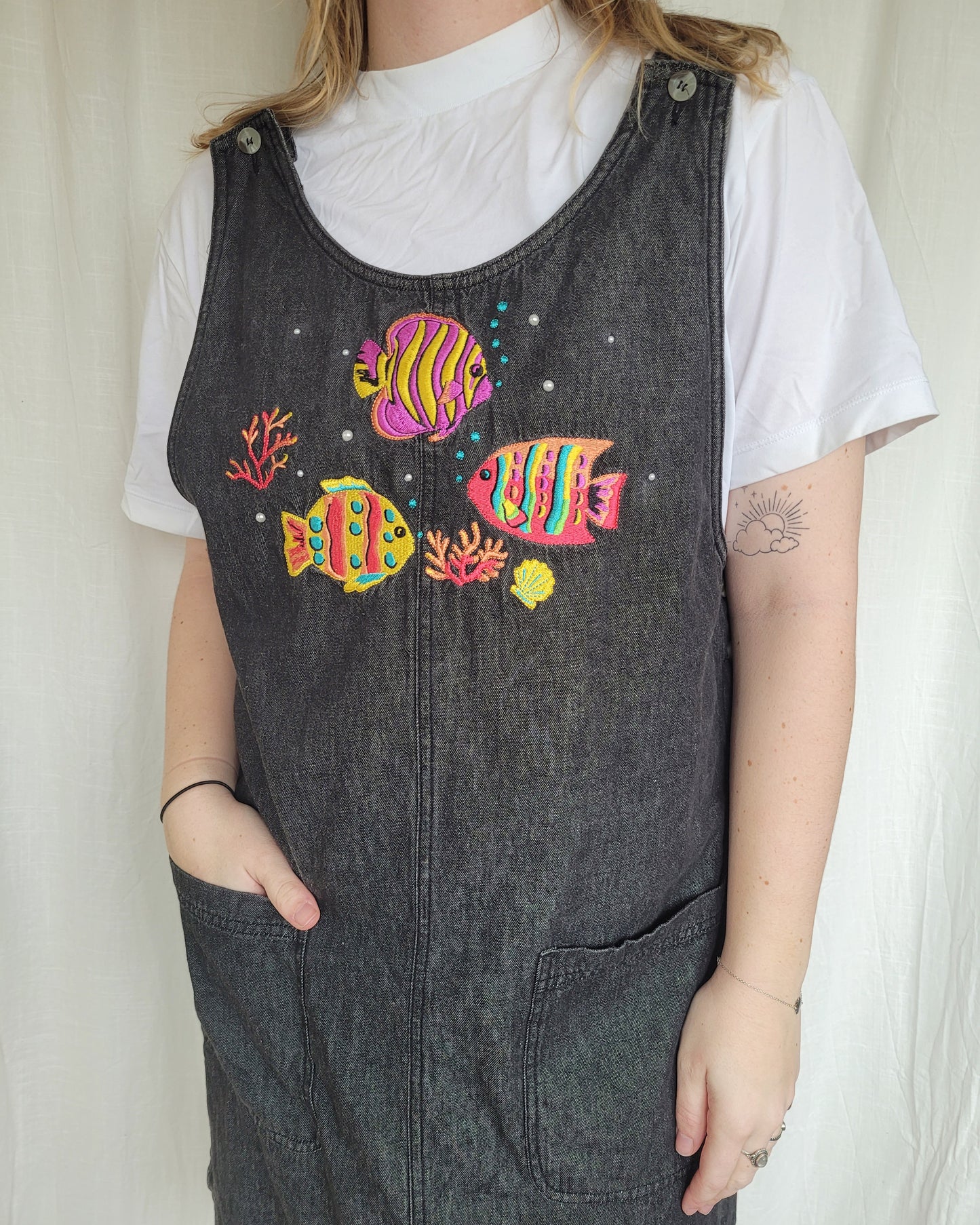 🐚 Under the Sea - vintage denim jumper dress with embroidered fish - size L/XL
