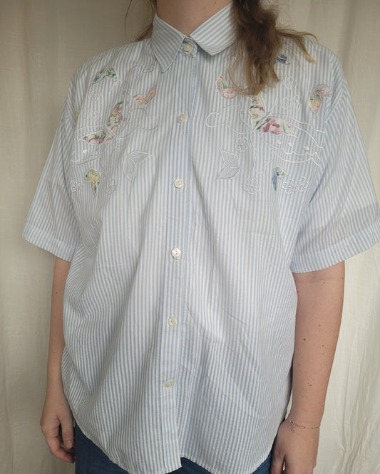 🦋 Sunny Day - vintage striped shirt with embroidered butterflies - size L/XL