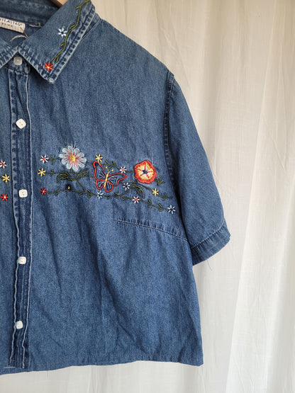 🌸 Butterfly Bloom - vintage cropped denim shirt with embroidered details - size L/XL