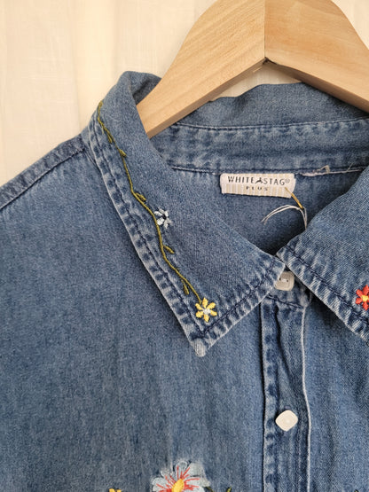 🌸 Butterfly Bloom - vintage cropped denim shirt with embroidered details - size L/XL