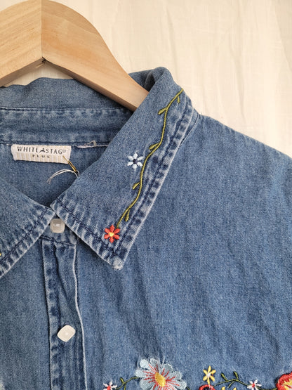 🌸 Butterfly Bloom - vintage cropped denim shirt with embroidered details - size L/XL