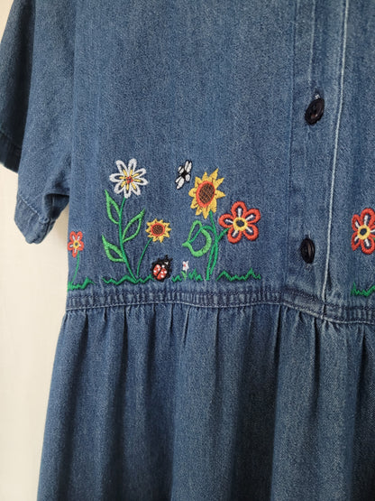 ✨ Sunny Meadow - vintage denim dress with embroidered details - size L
