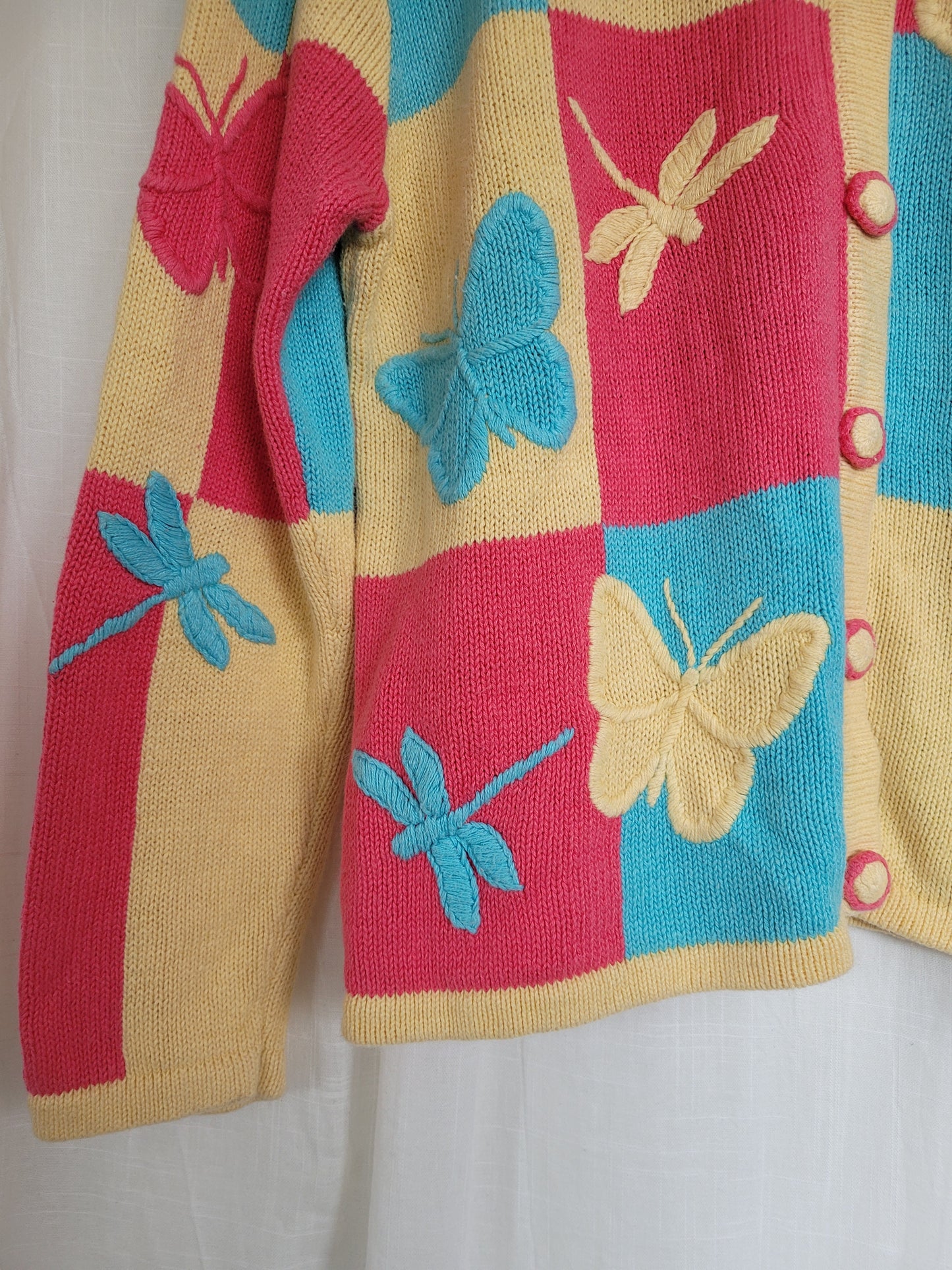 🦋 Multicolor Wings - vintage cardigan with butterfly and dragonfly images- size M