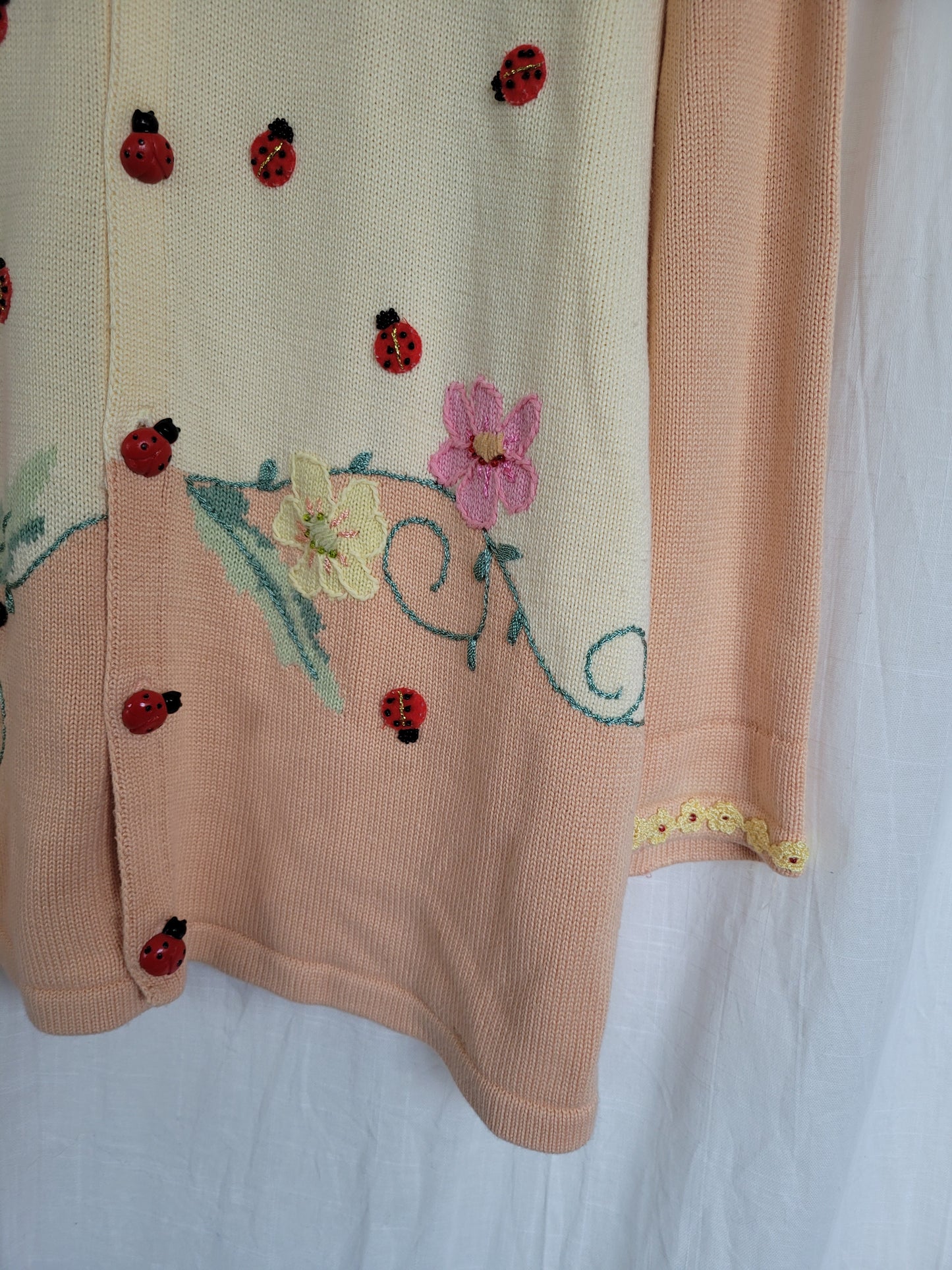 🌼 Ladybird Garden - vintage cardigan with ladybirds (Perfectly Imperfect) - size L