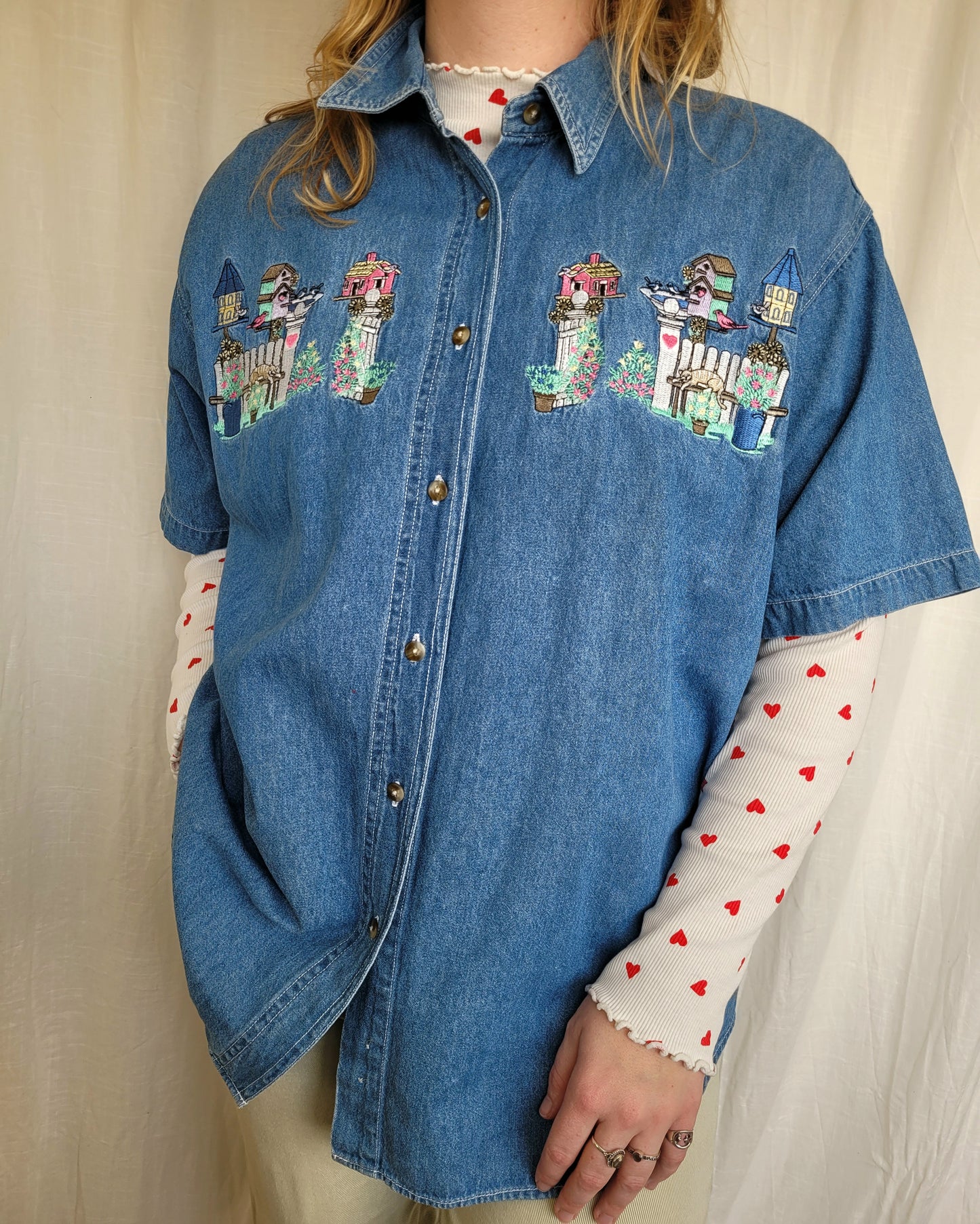 🌼 Lazy Garden Afternoon - vintage denim shirt with embroidered garden details - size XL