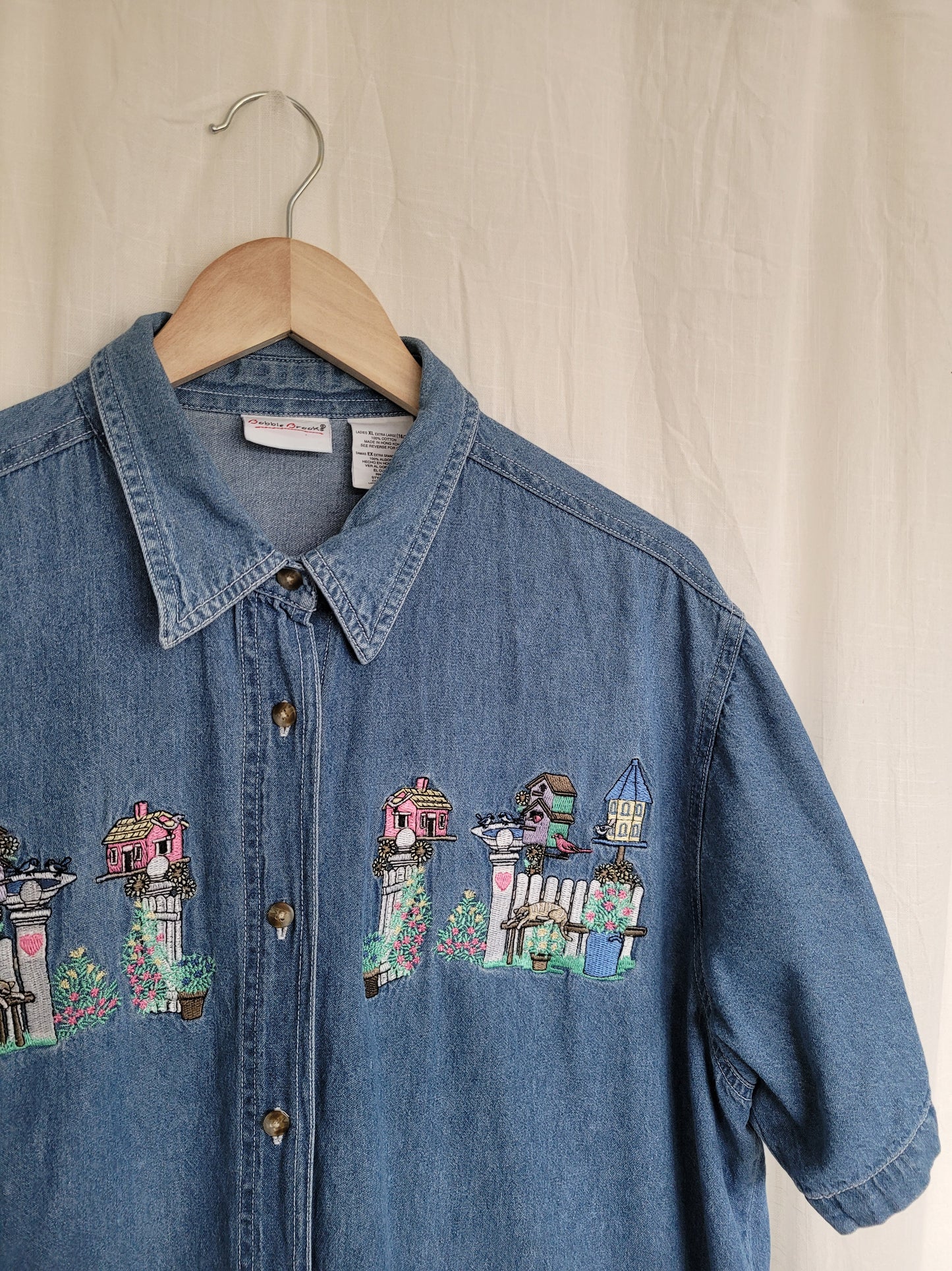 🌼 Lazy Garden Afternoon - vintage denim shirt with embroidered garden details - size XL