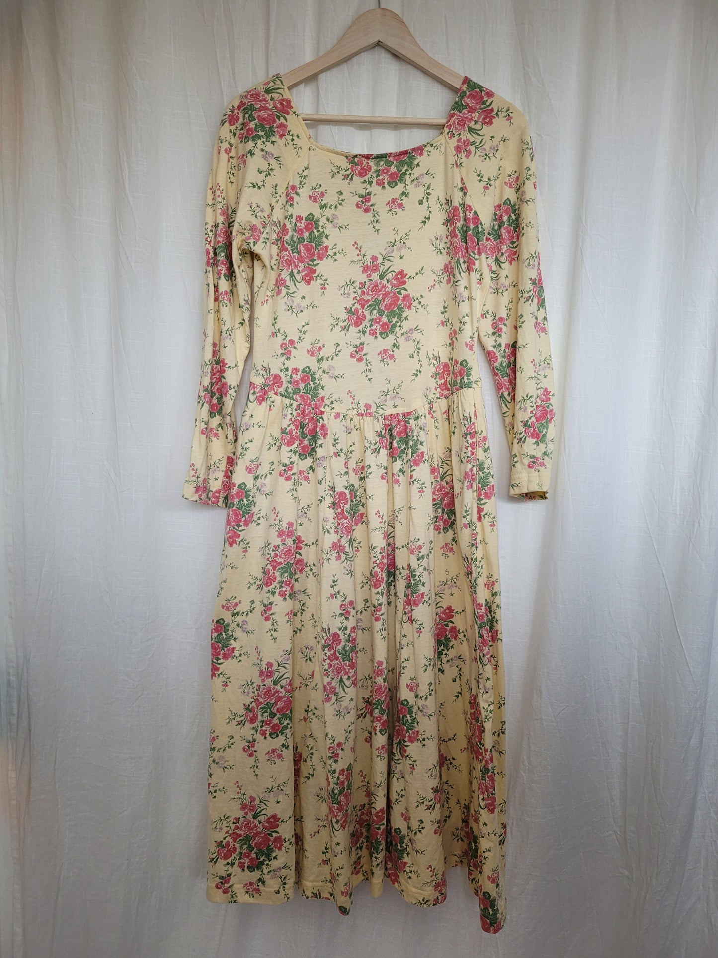 🌸 Buttercup Garden - vintage Laura Ashley dress - size L