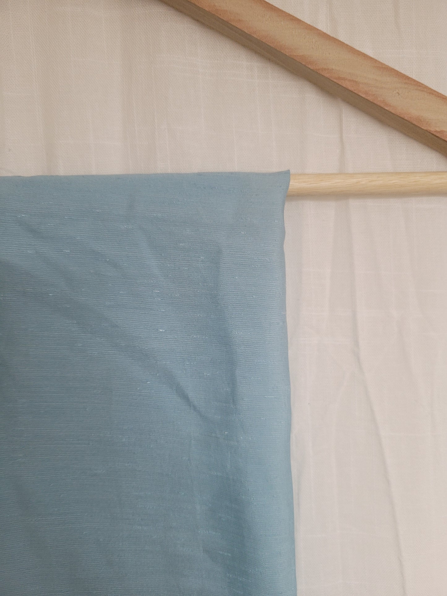 💙 Shimmering Breeze - vintage light blue scarf with shimmer