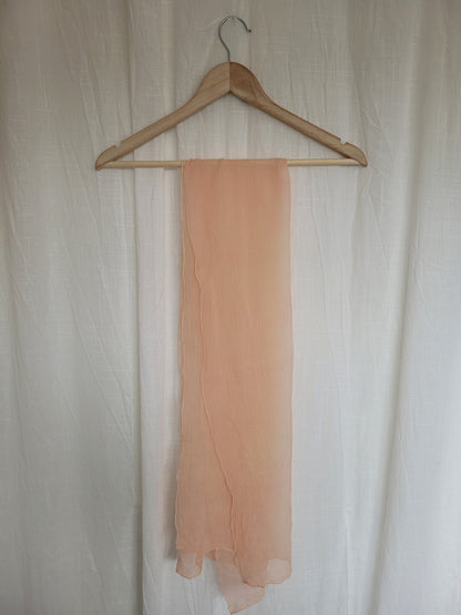 🍑 Peachy Breeze - vintage mesh scarf