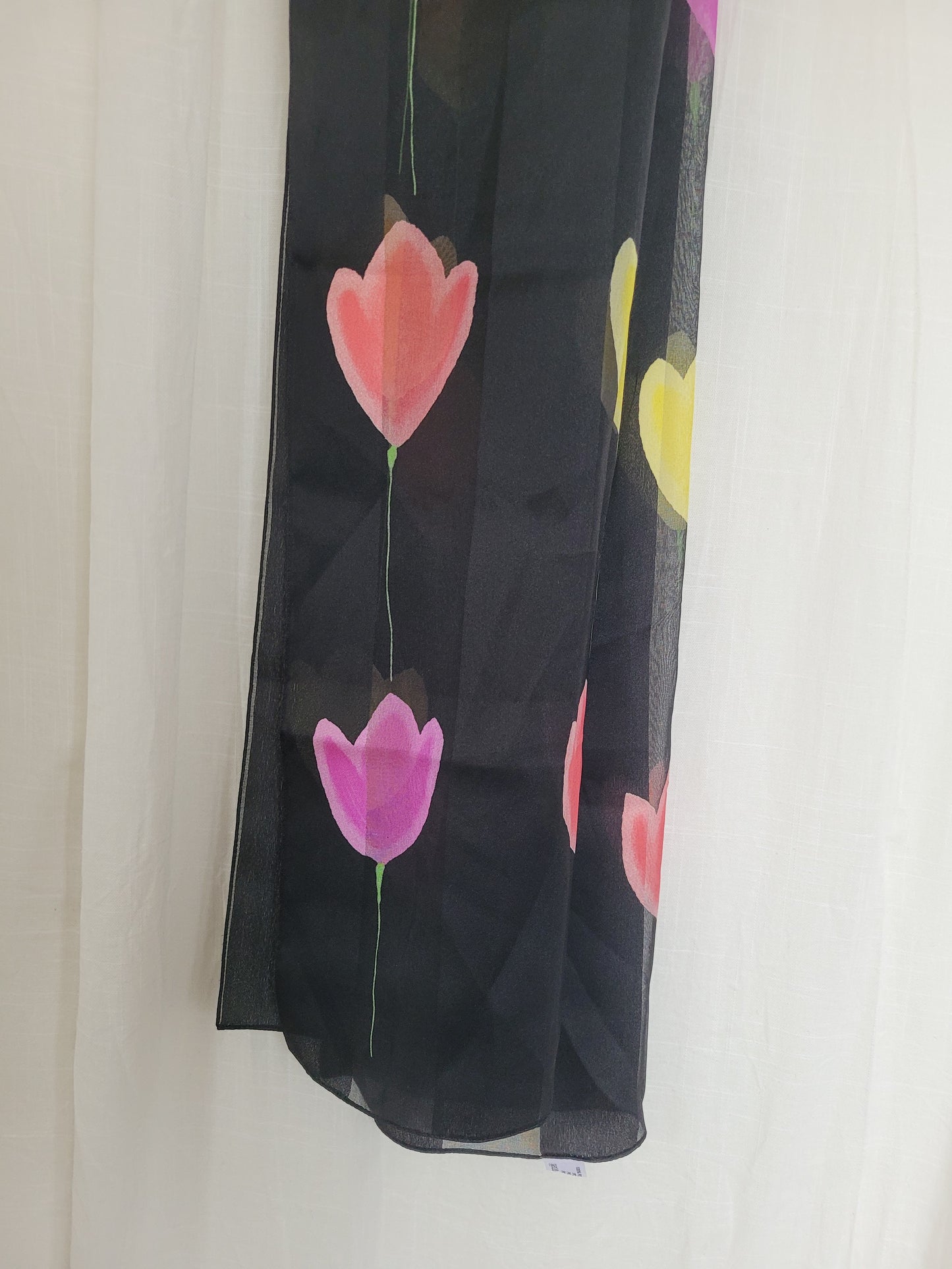 🌸 Tulip Garden - vintage scarf with tulip design