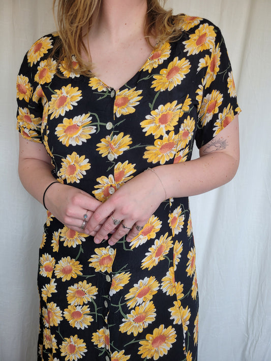 🖤 The Evening Garden - vintage long black dress with yellow flowerprint - size M/L