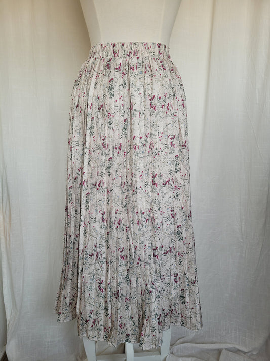 💗 Blush Bloom - vintage skirt with flower pattern - size M/L