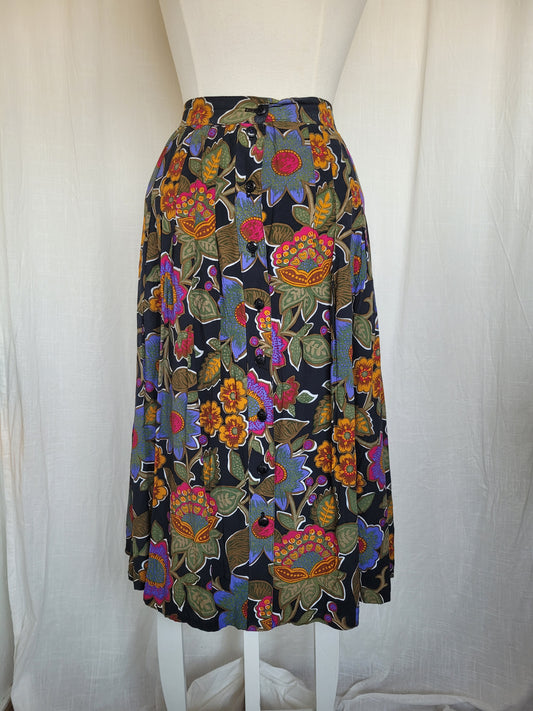 🌿 The Hidden Bloom - vintage skirt with floral patterns - size M