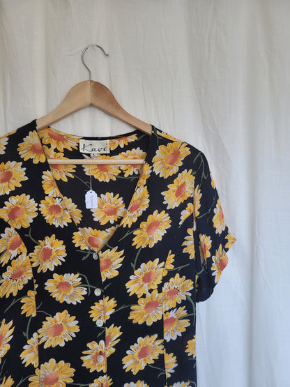 🖤 The Evening Garden - vintage long black dress with yellow flowerprint - size M/L